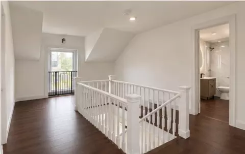 Entry Way - 26 Maple St, Athol, MA 01331 photo 3 of 4