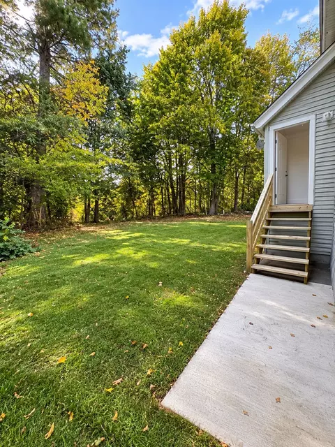 Exterior - 26 Maple St, Athol, MA 01331 photo 3 of 4