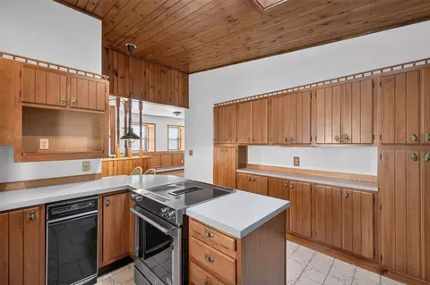 Kitchen - 1478 Locust St, Fall River, MA 02723 photo 3 of 6