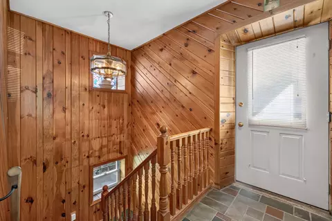 Entry Way - 1478 Locust St, Fall River, MA 02723 photo 2 of 3