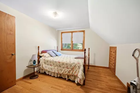 Bedroom - 58 Pine Hill Rd, Springfield, MA 01118 photo 9 of 9