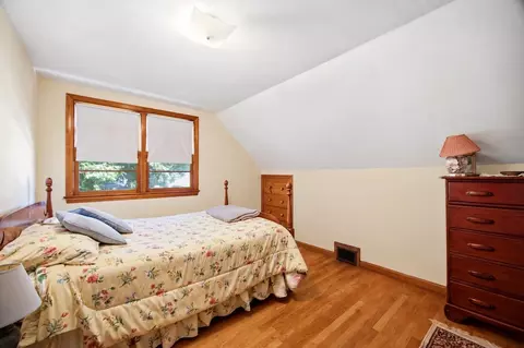 Bedroom - 58 Pine Hill Rd, Springfield, MA 01118 photo 7 of 9
