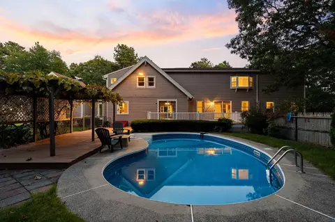113 S Meadow Rd, Plymouth, MA 02360