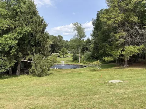 View/Area - 157 Centre St, Dover, MA 02030 photo 1 of 3