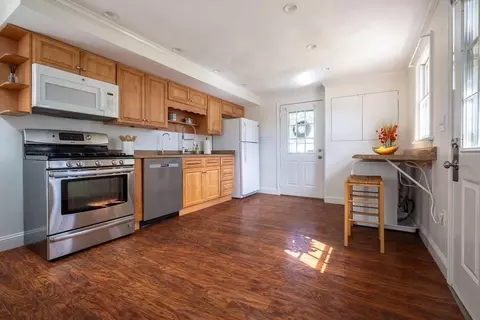 127 12 Bridge St, Beverly, MA 01915 photo 4