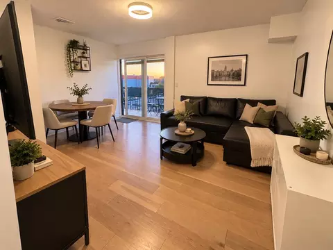 Living - 15 Ferry St #17, Everett, MA 02149 photo 3 of 3