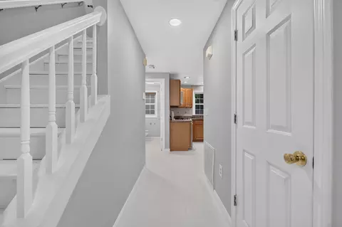 Entry Way - 3 Gates Cir # -A, Worcester, MA 01603 photo 1 of 1