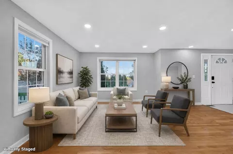 Living - 3 Gates Cir # -A, Worcester, MA 01603 photo 1 of 9