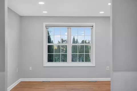 Living - 3 Gates Cir # -A, Worcester, MA 01603 photo 7 of 9
