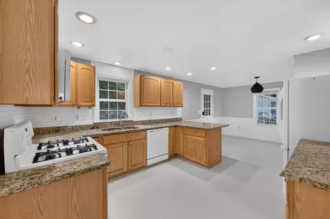 Kitchen - 3 Gates Cir # -A, Worcester, MA 01603 photo 3 of 3