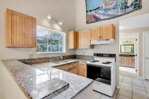 Kitchen - 98 Shellback Way #98, Mashpee, MA 02649 photo 3 of 3