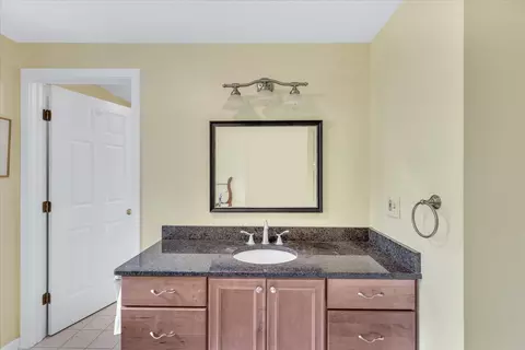 Bath - 98 Shellback Way #98, Mashpee, MA 02649 photo 2 of 6