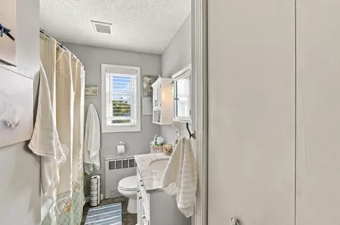 Bath - 75 Outer Dr #75, Chicopee, MA 01022 photo 2 of 2