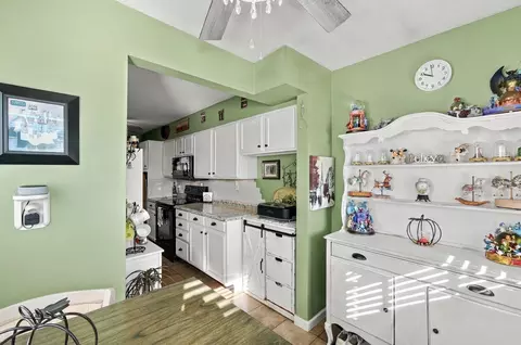 Kitchen - 75 Outer Dr #75, Chicopee, MA 01022 photo 5 of 5