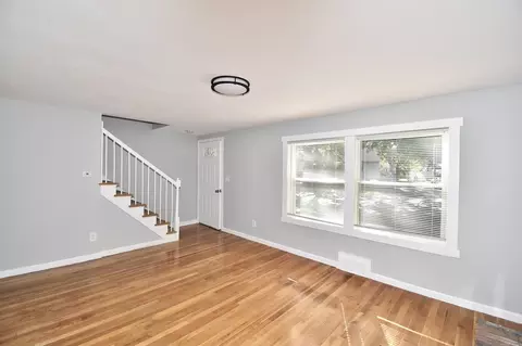 Living - 66 Curve St, Springfield, MA 01104 photo 2 of 4