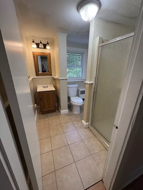 Bath - 18 Pope Rd, Acton, MA 01720 photo 2 of 2