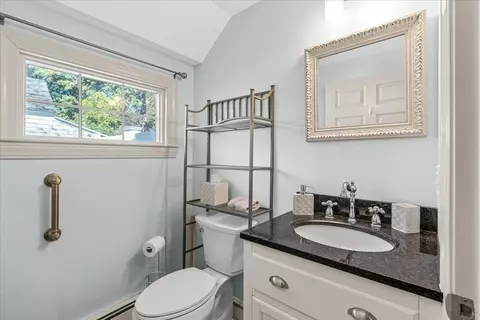Bath - 532 Hatherly Rd, Scituate, MA 02066 photo 2 of 3