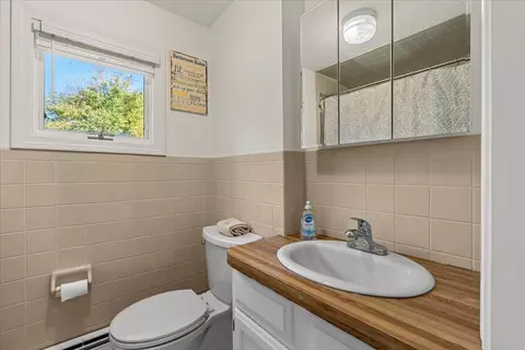 Bath - 532 Hatherly Rd, Scituate, MA 02066 photo 3 of 3