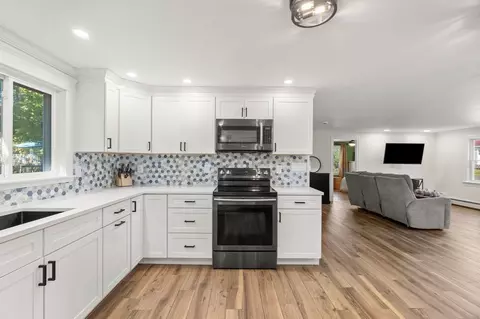 Kitchen - 12 Nelson Ave, Georgetown, MA 01833 photo 5 of 6