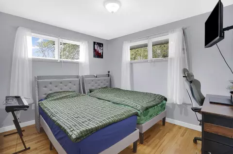 Bedroom - 94 Cora Ave, Chicopee, MA 01013 photo 1 of 8