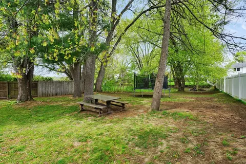 Exterior - 94 Cora Ave, Chicopee, MA 01013 photo 5 of 8