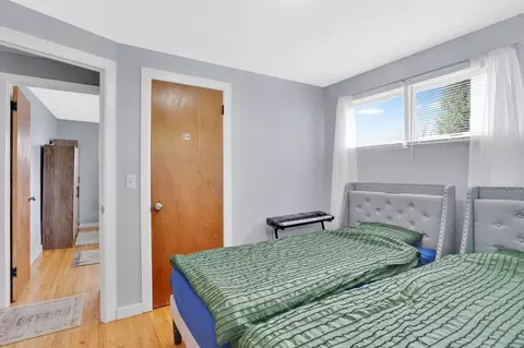 Bedroom - 94 Cora Ave, Chicopee, MA 01013 photo 3 of 8