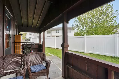Exterior - 94 Cora Ave, Chicopee, MA 01013 photo 8 of 8