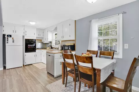 Dining - 94 Cora Ave, Chicopee, MA 01013 photo 1 of 3