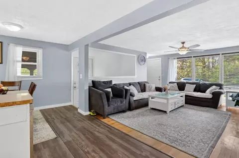 Entry Way - 94 Cora Ave, Chicopee, MA 01013 photo 2 of 2