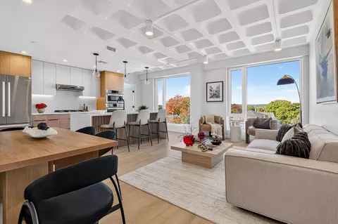 125 Lowell St #603, Somerville, MA 02143