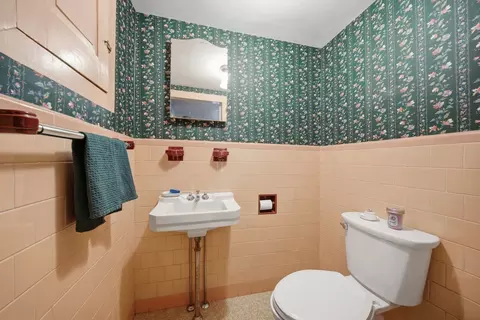 Bath - 217 Locust St, Danvers, MA 01923 photo 1 of 2