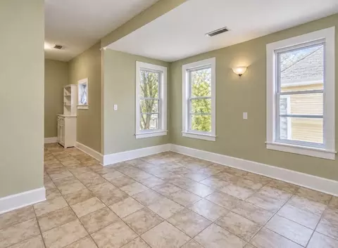 Living - 67 Thompson St, Springfield, MA 01109 photo 2 of 2