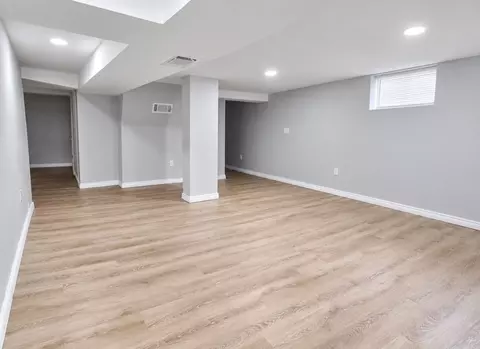 Other - 67 Thompson St, Springfield, MA 01109 photo 2 of 4