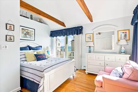 Bedroom - 148 Central Ave, Marshfield, MA 02050 photo 8 of 10
