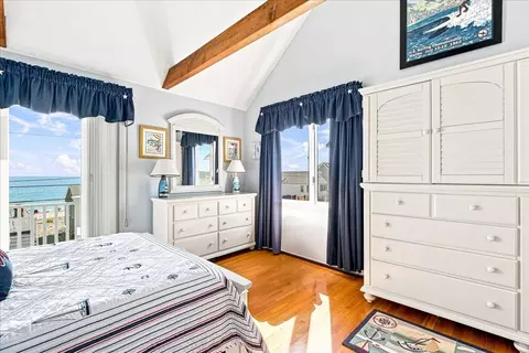 Bedroom - 148 Central Ave, Marshfield, MA 02050 photo 5 of 10