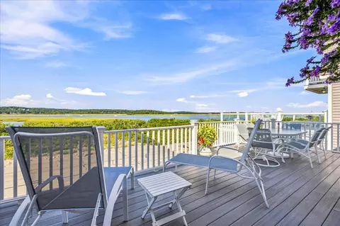 Exterior - 148 Central Ave, Marshfield, MA 02050 photo 1 of 6