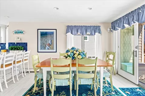 Dining - 148 Central Ave, Marshfield, MA 02050 photo 3 of 4