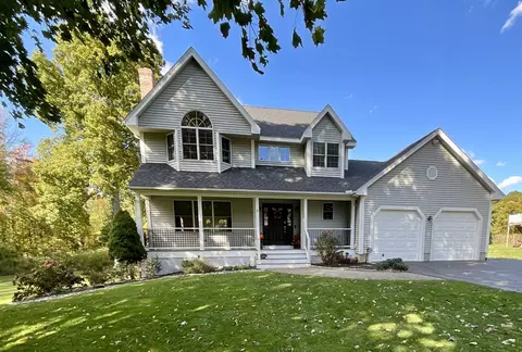 8 Anderson Ln, Grafton, MA 01536