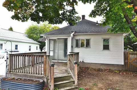 Exterior - 31 Barber St, Springfield, MA 01109 photo 5 of 5