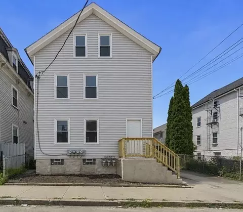 201 Wade St, Fall River, MA 02721