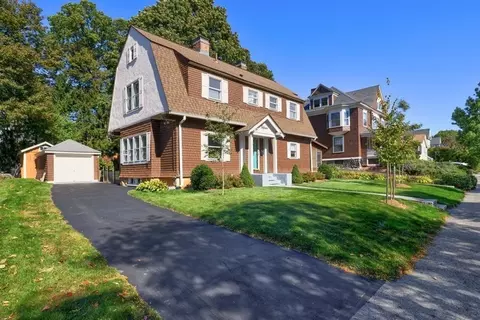 Exterior - 15 Davidson Rd, Worcester, MA 01605 photo 2 of 6
