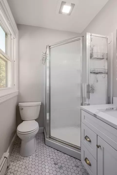 Bath - 15 Davidson Rd, Worcester, MA 01605 photo 3 of 3