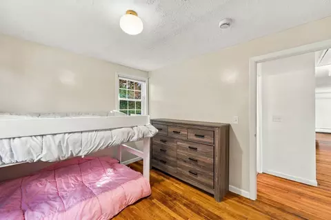 Bedroom - 18 Forest St, Wakefield, MA 01880 photo 7 of 7
