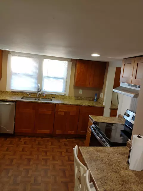 Kitchen - 24 Bay St, Springfield, MA 01109 photo 1 of 5