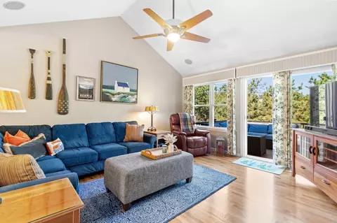 78 Holbeck Cor #78, Plymouth, MA 02360