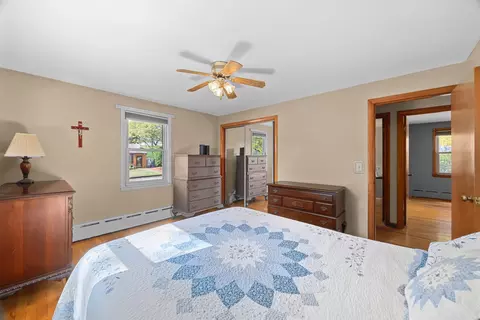 Bedroom - 26 Crowningshield Rd, Worcester, MA 01604 photo 4 of 5
