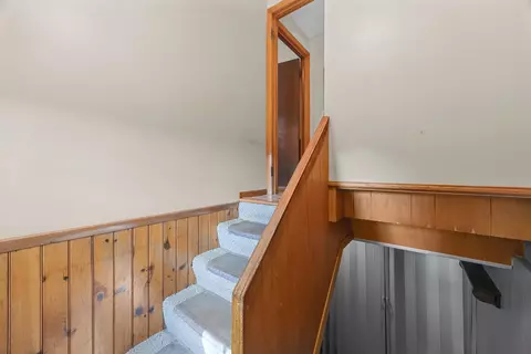 Entry Way - 26 Crowningshield Rd, Worcester, MA 01604 photo 3 of 3