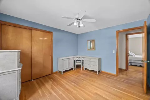 Bedroom - 26 Crowningshield Rd, Worcester, MA 01604 photo 2 of 5