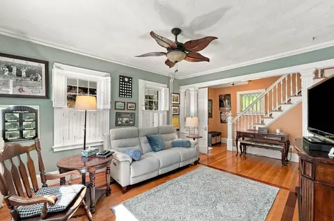 Living - 1379 Williams St, Dighton, MA 02715 photo 2 of 6