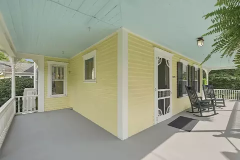 Exterior - 1379 Williams St, Dighton, MA 02715 photo 3 of 11